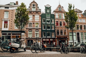 Explore Amsterdam Like a Local: 7 IG-Worthy Biking Routes Around the City Explore Amsterdam Like a Local: 7 IG-Worthy Biking Routes Around the City